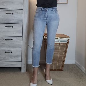 Effortless Skinny Crop